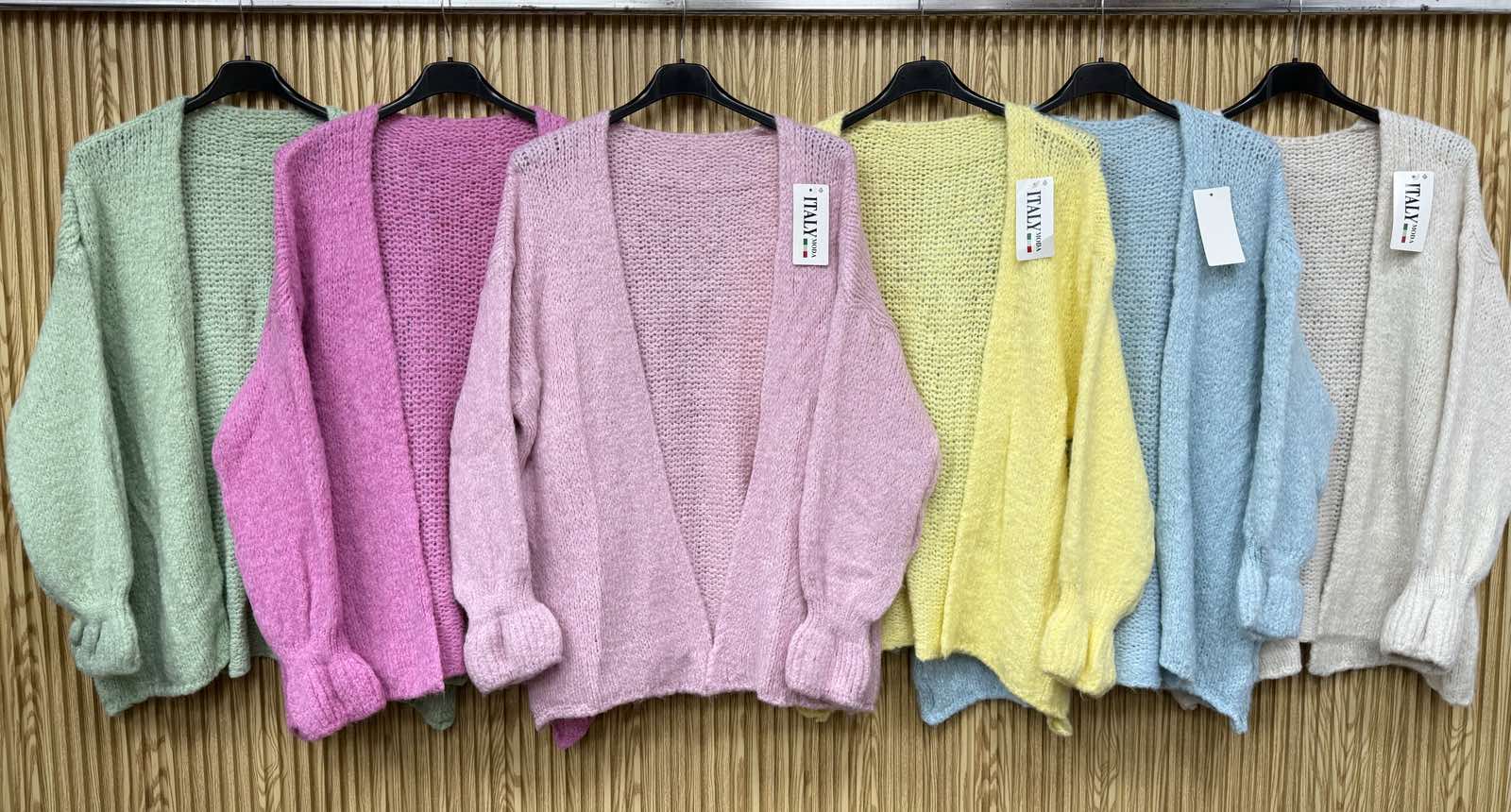 Swetry Damskie  , Size uni, paczka  6szt ,mix kolor