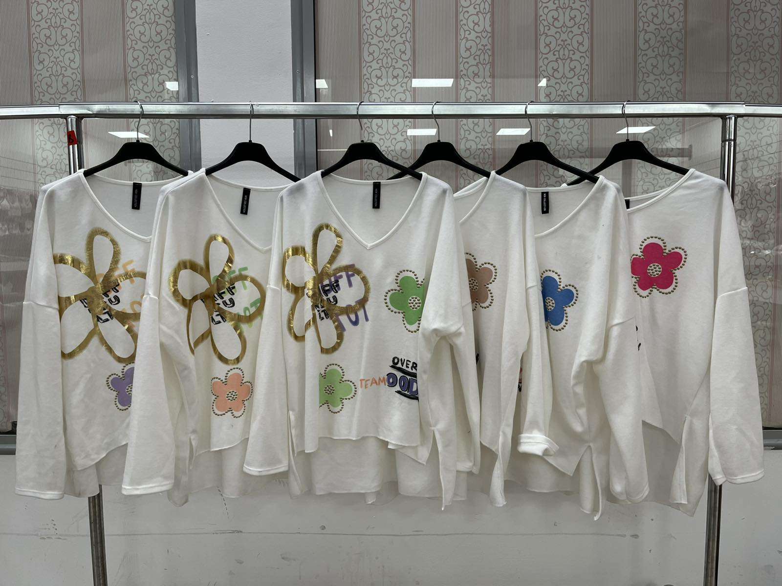 Bluzki  Damskie wloska  , Size uni, paczka  6szt ,mix kolor