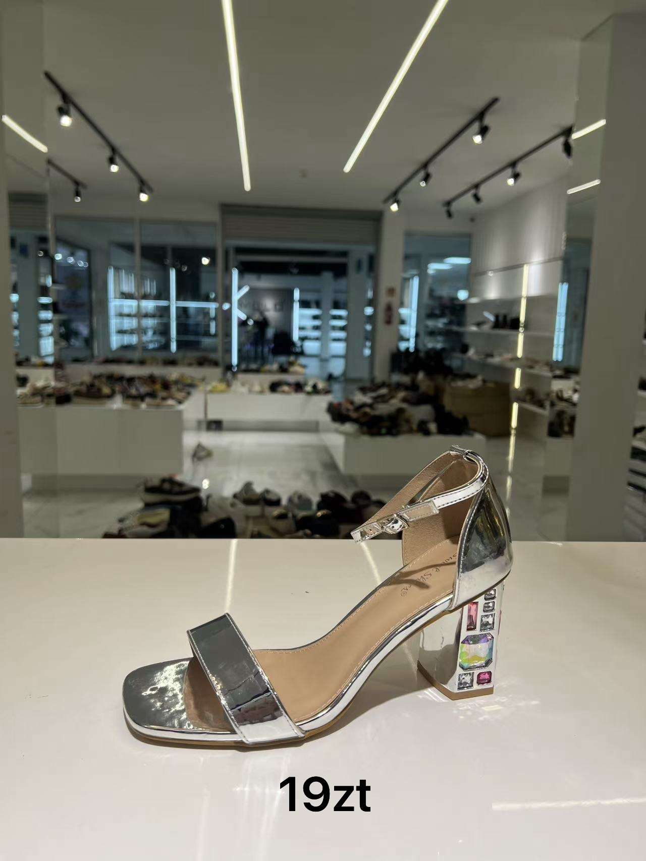 Sandały DAMSKIE (36-41, 12par)