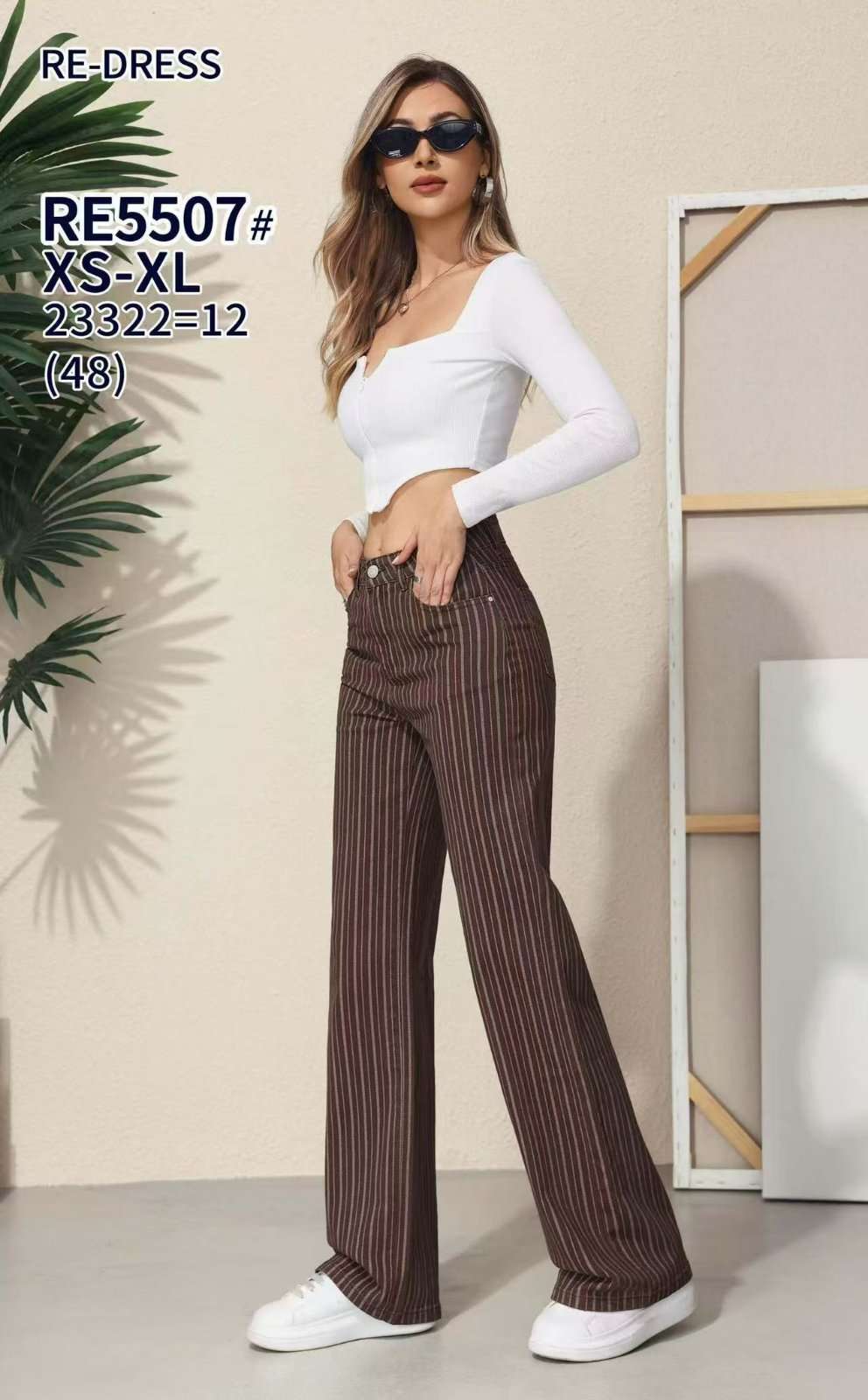 Jeansy  damskie, Size xs-xl, paczka  12szt ,1kolor