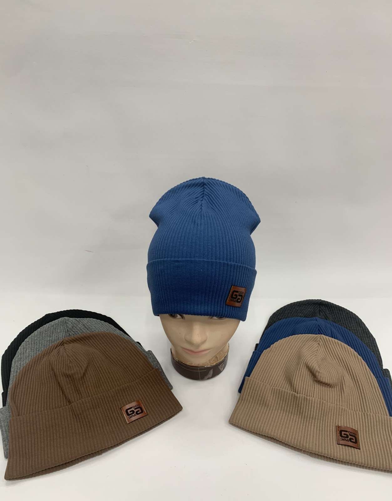 Czapki DZIECIĘCE, paczka 12szt, mix kolor