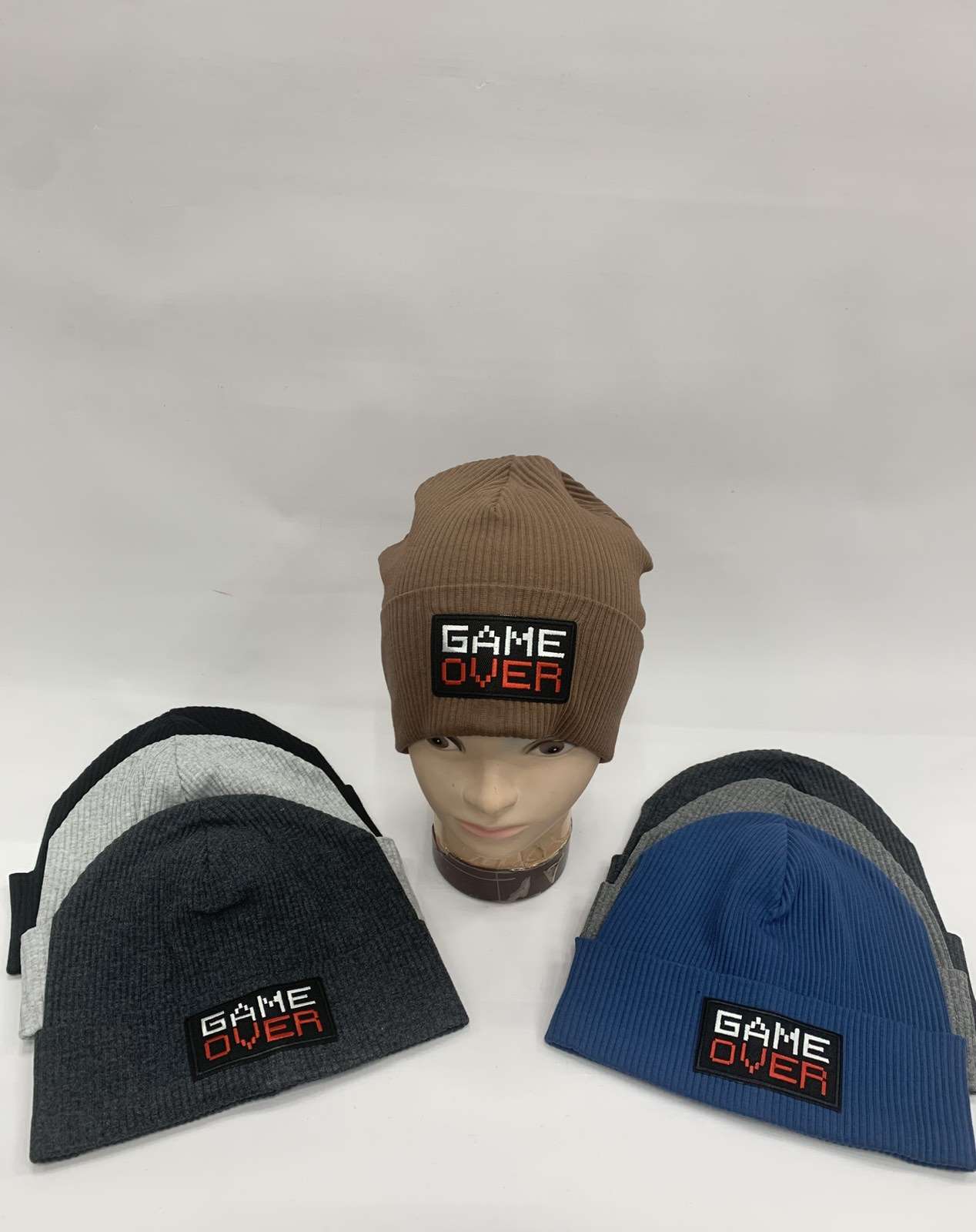 Czapki DZIECIĘCE, paczka 12szt, mix kolor