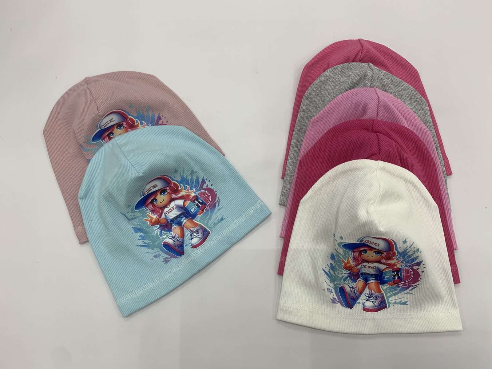 Czapki DZIECIĘCE, paczka 12szt, mix kolor