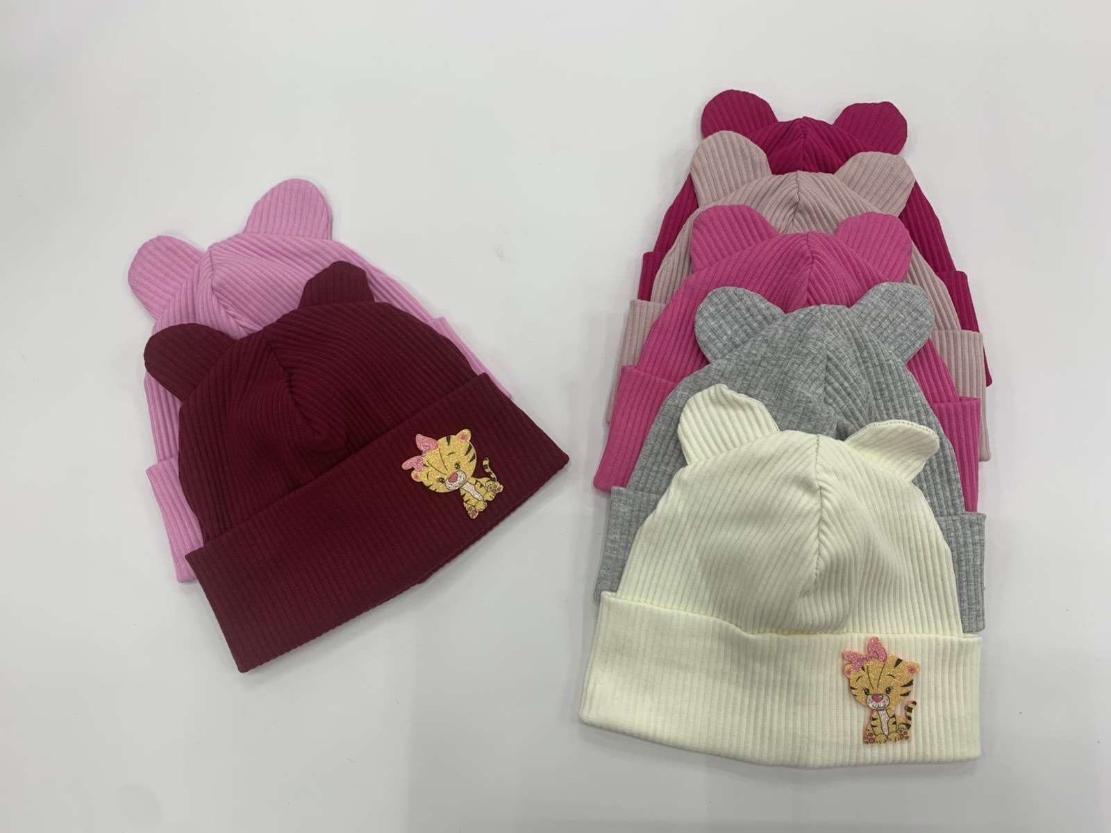 Czapki DZIECIĘCE, paczka 12szt, mix kolor