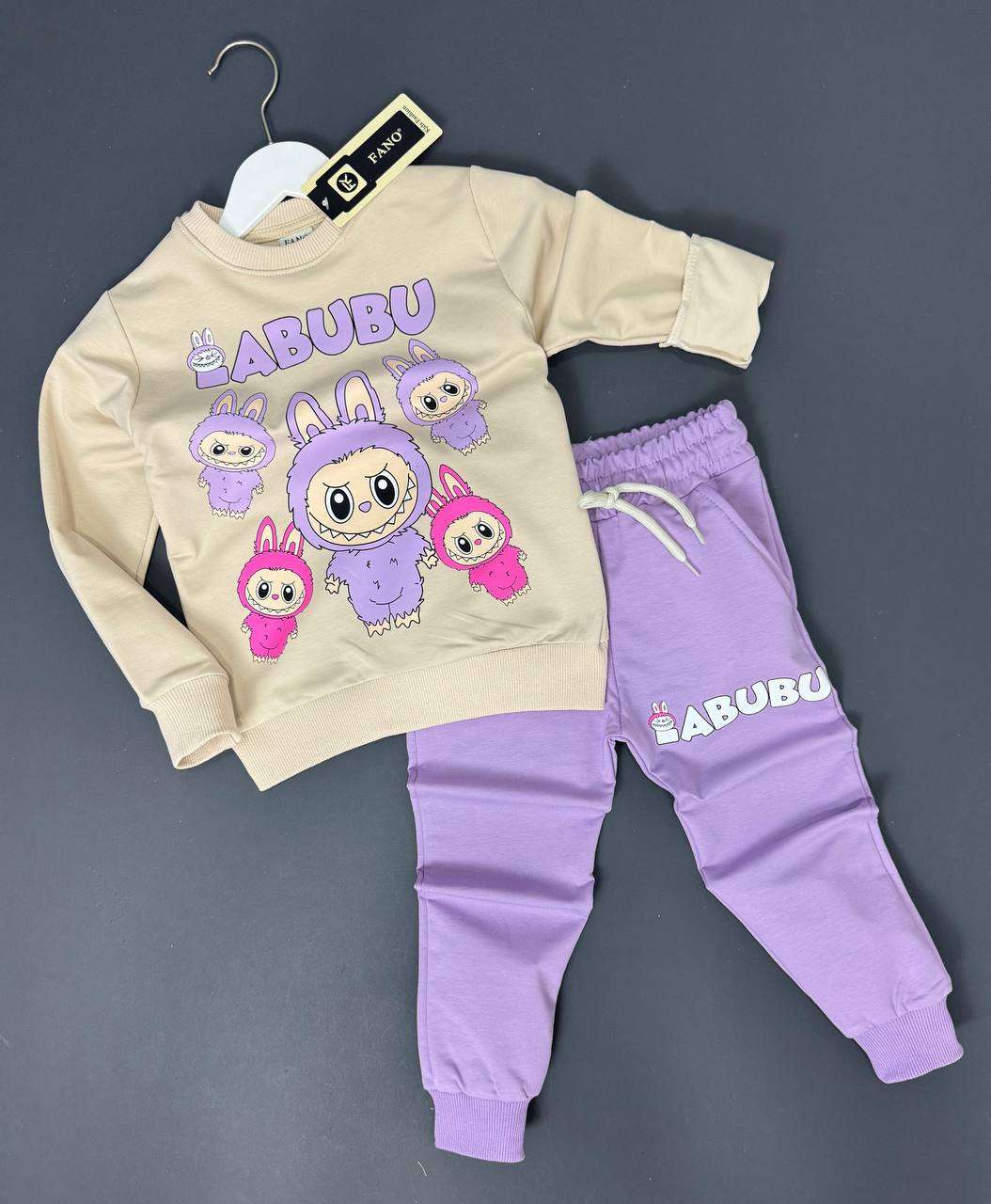 Komplety DZIECIĘCA tureckie, Size  3-10lat, paczka  5szt ,1kolor