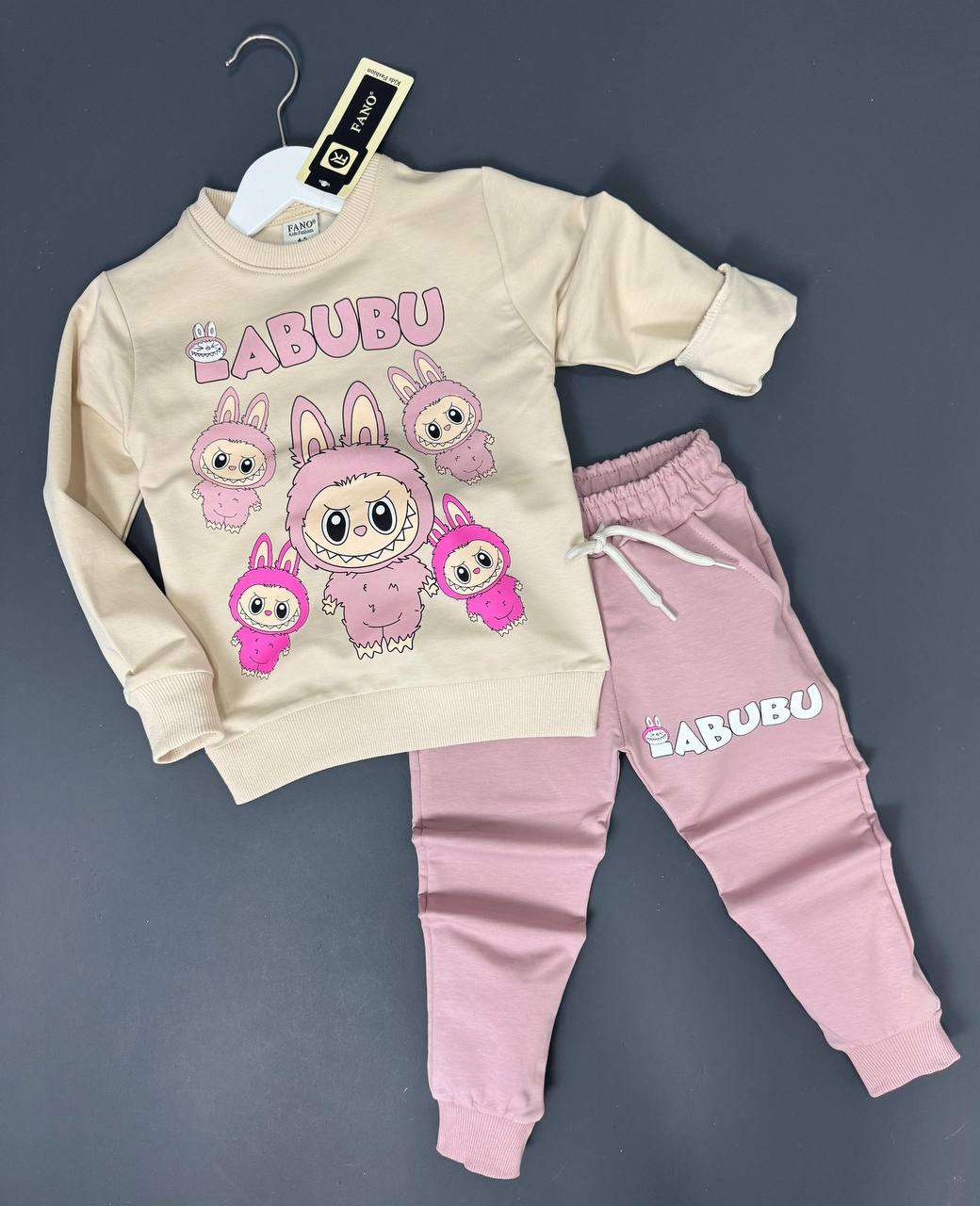 Komplety DZIECIĘCA tureckie, Size  3-10lat, paczka  5szt ,1kolor