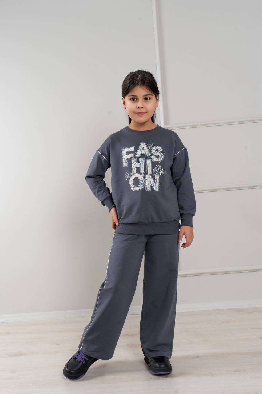 Komplety DZIECIĘCA tureckie, Size 5/6-13/14lat, paczka  5szt ,1kolor