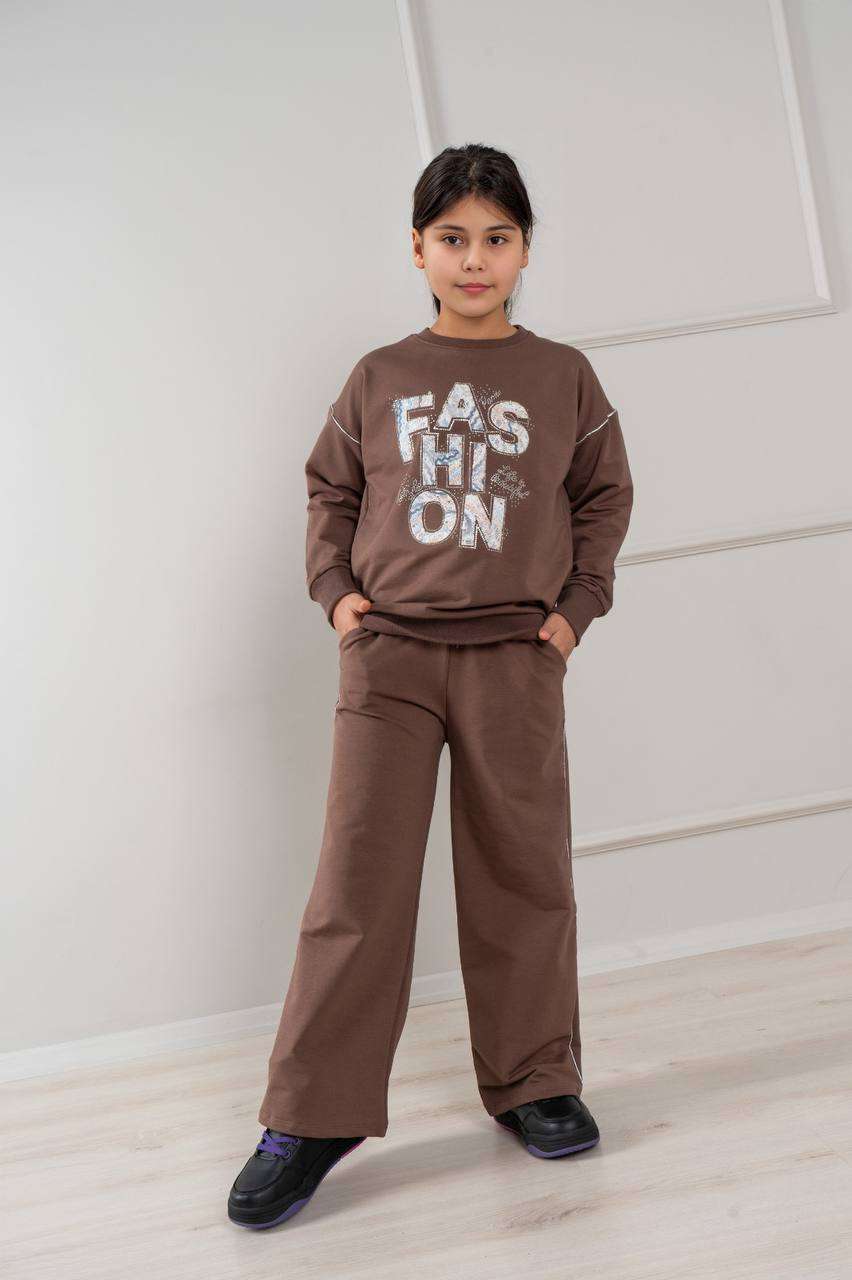 Komplety DZIECIĘCA tureckie, Size 5/6-13/14lat, paczka  5szt ,1kolor