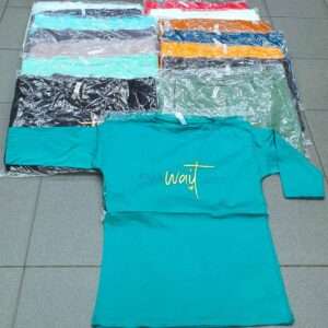 Bluzki damskie , Size m-xl, paczka 12szt ,mix kolor