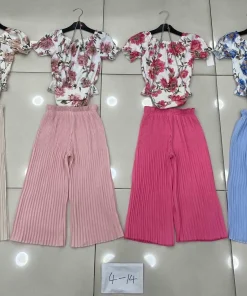 Komplety DZIECIĘCA,size 4-14lat,paczka 6szt ,1kolor