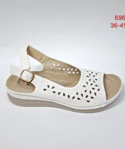 Sandaly DAMSKIE (36-42, 12szt) (Sao chép)
