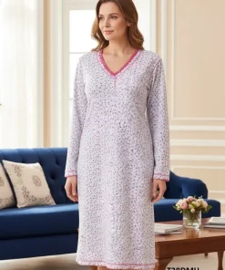 Koszule nocne DAMSKI ,size m-3xl,paczka 10szt,jasny kolor