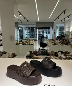 Kapcie na kotunie DAMSKIE (36-41, 12par) (1klor)