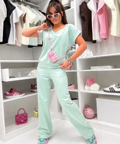 Komplety damskie polskie,size s/m-l/xl,paczka 4szt,1kolor