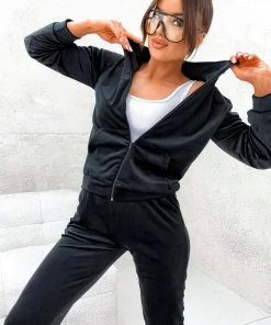 Komplety damskie polskie,size s-xl,paczka 4szt,1kolor