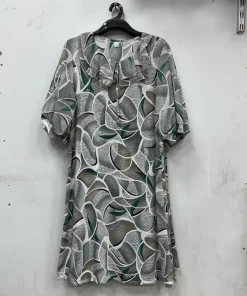 Sukienki damskie,size 48-54,Paczka 4szt,1kolor