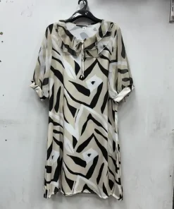 Sukienki damskie,size 48-54,Paczka 4szt,1kolor