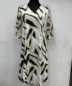Sukienki damskie,size 48-54,Paczka 4szt,1kolor