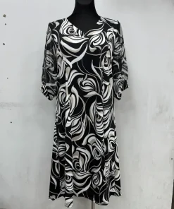 Sukienki damskie,size 48-54,Paczka 4szt,1kolor