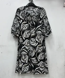 Sukienki damskie,size 48-54,Paczka 4szt,1kolor