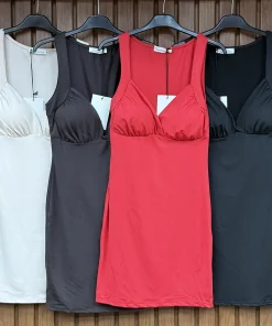 Sukienki damskieWŁOSKA ,Size uni ,paczka 6 szt mix kolor