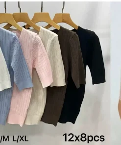 Swetry damskie,size s/m-l/xl,Paczka 8szt,mix kolor