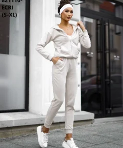 Komplety damskie,size s-xl,paczka 4szt,1kolor