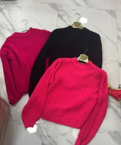 Swetry Damskie, size uni,Paczka 10szt ,mix kolor