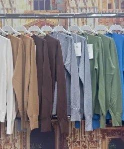 Swetry Damskie WŁOSKA,Size uni,paczka 6szt, mix kolor