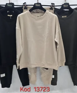 Komplety Damskie,size s-xl,paczka 4szt, 1 kolor
