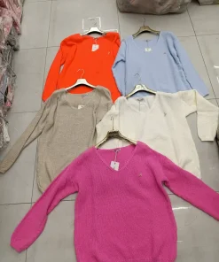 Swetry Damskie, size uni,Paczka 10szt ,mix kolor