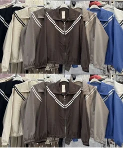 Kurtki Damskie WŁOSKA,Size uni,paczka 6szt, mix kolor