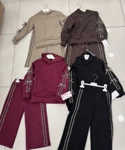 Komplety DZIECIĘCA,Size 4-14lat,paczka 6szt, 1 kolor