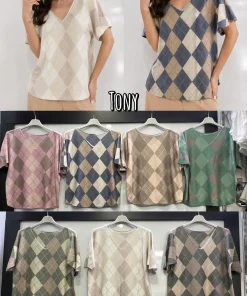 Swetry damskie WŁOSKA,Size uni ,paczka 6 szt mix kolor