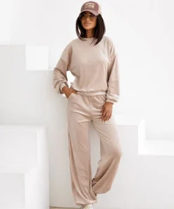 Komplety damskie ,size s/m-m/l,Paczka 4szt ,1kolor
