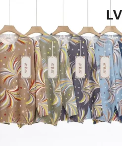 Swetry damskie, size uni,paczka 8szt,mix kolor