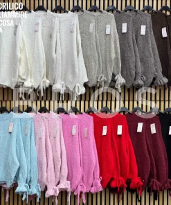 Swetry damskie,size uni,paczka 6szt ,mix kolor