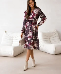 Sukienki damskie,Size s-xl,paczka 4szt, 1 kolor