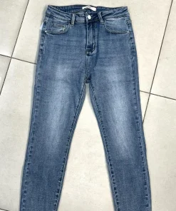 Jeansy damskie,size 38-48,paczka 10szt, 1 kolor