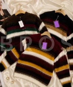 Swetry damskie,size uni,paczka 6szt ,mix kolor