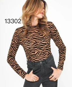 Swetry Damskie,Size s/m-m/l,paczka 6szt, 1 kolor