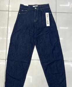 Jeansy Damskie, size 38-48,Paczka 10szt ,1 kolor