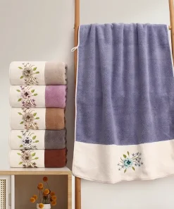 Ręczniki z mikrofibra Rozmiar : 50/100 Paczka : 12szt / mix kolor