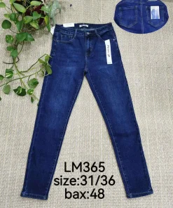Jeansy damskie,size 31-36,paczka 12szt ,1 kolor