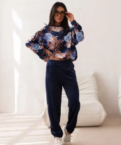 Komplety damskie ,size s/m-m/l,Paczka 4szt ,1kolor