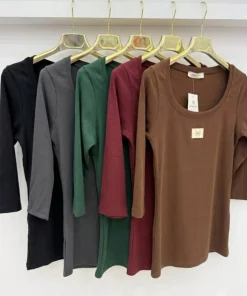 Swetry damskie,size s/m-l/xl,paczka 6szt ,mix kolor