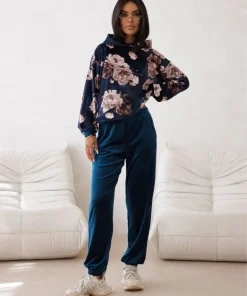 Komplety damskie ,size s/m-m/l,Paczka 4szt ,1kolor