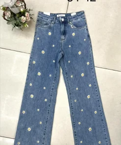 Jeansy Damskie,Size 34-42,paczka 10szt, 1 kolor