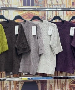Swetry damskie,size uni,paczka 6szt,mix kolor