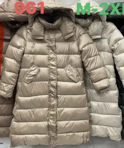 Kurtki Damskie,size m-2xl,Paczka 4szt ,1kolor